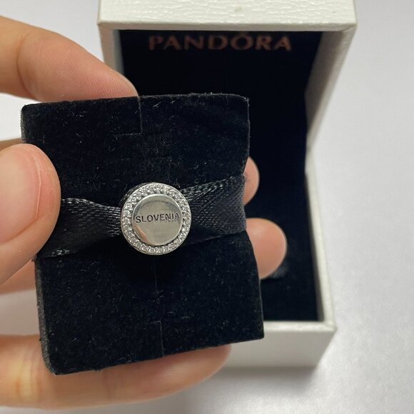 Pandora Slovenia Flag Charm - Picture 2 of 5